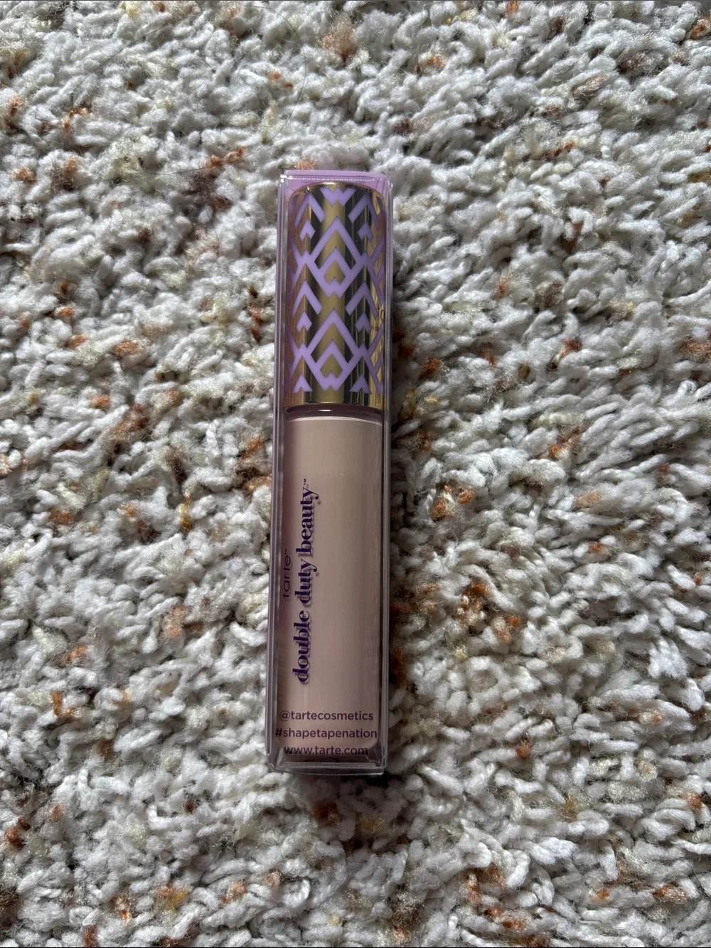 NWT Tarte Shape Tape Creamy Concealer in 16N Fair-Light Neutral